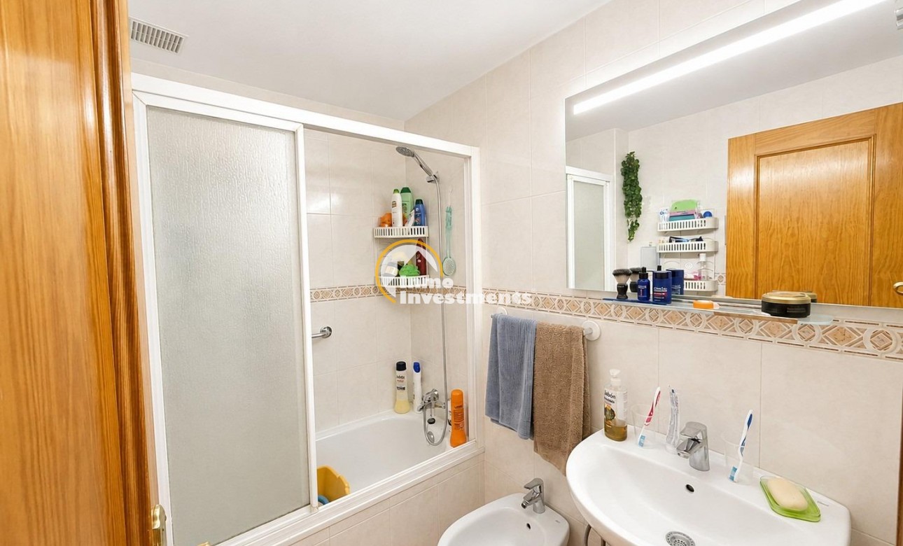 Resale - Apartment - Torrevieja - Nueva Torrevieja