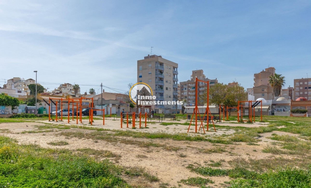 Resale - Apartment - Torrevieja - Nueva Torrevieja