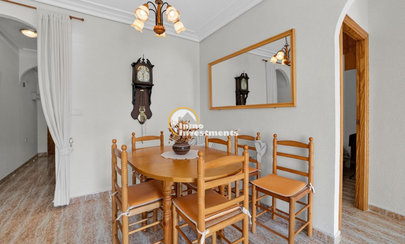 Resale - Apartment - Torrevieja - Beach