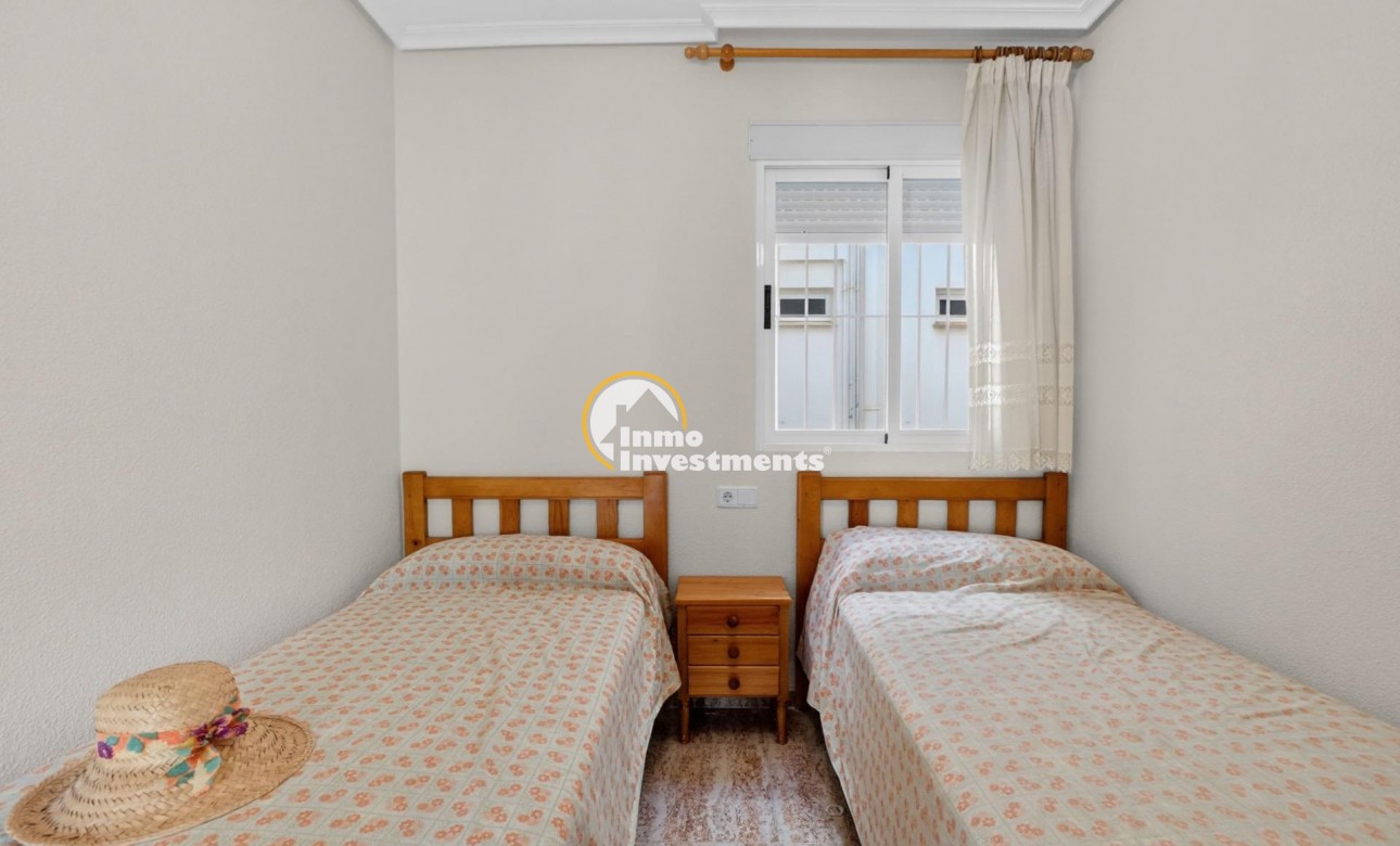 Resale - Apartment - Torrevieja - Beach