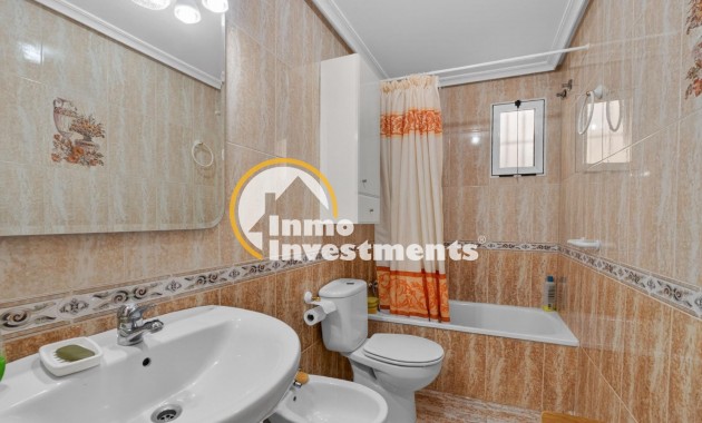Resale - Apartment - Torrevieja - Beach
