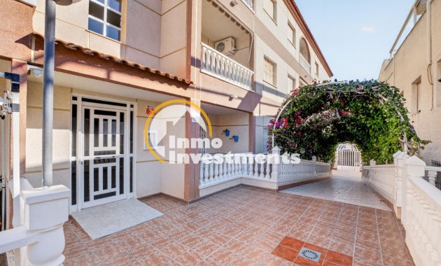 Resale - Apartment - Torrevieja - Beach
