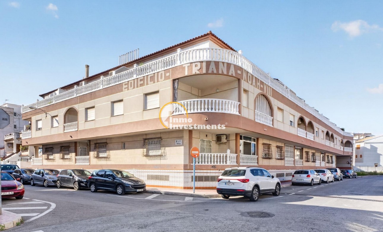 Resale - Apartment - Torrevieja - Beach