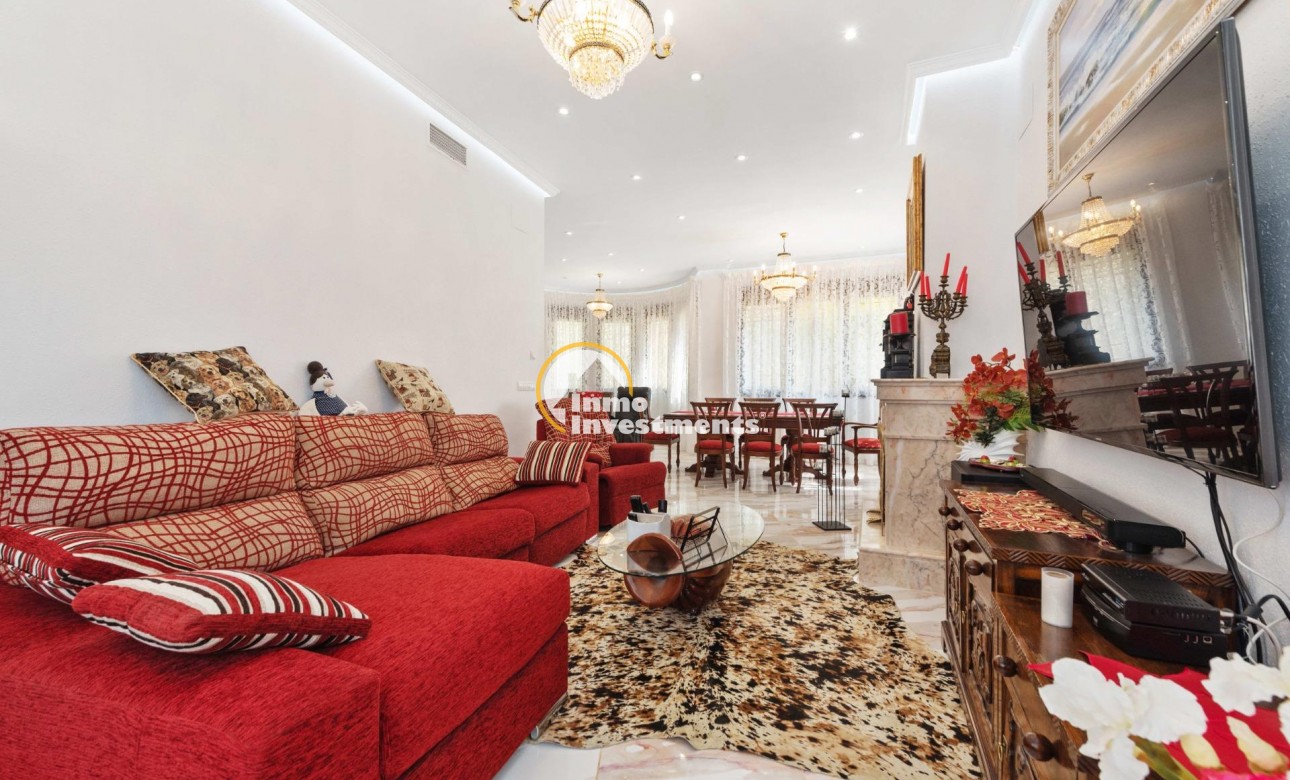 Bestaande bouw - Villa - Campoamor - Campamor strand