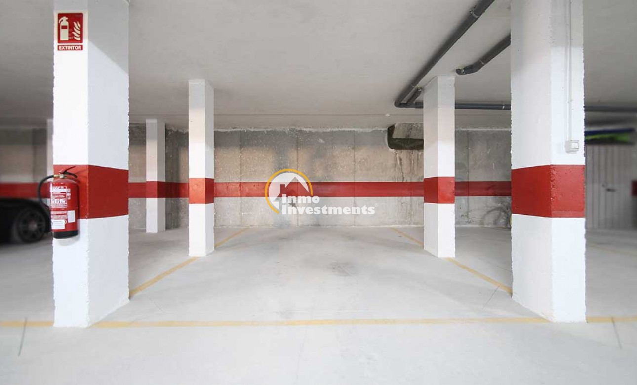 Resale - Apartment - Los Altos