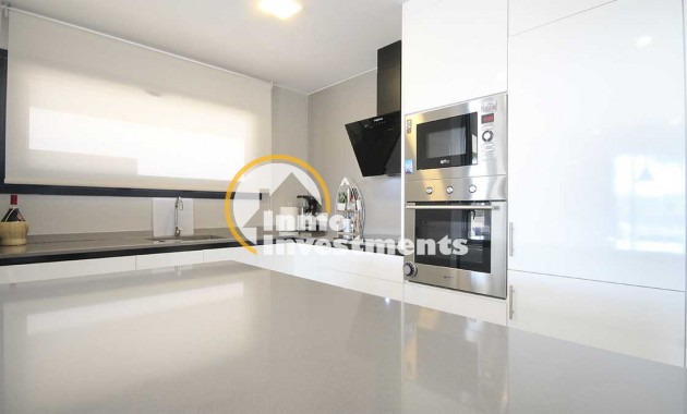 Resale - Apartment - Los Altos