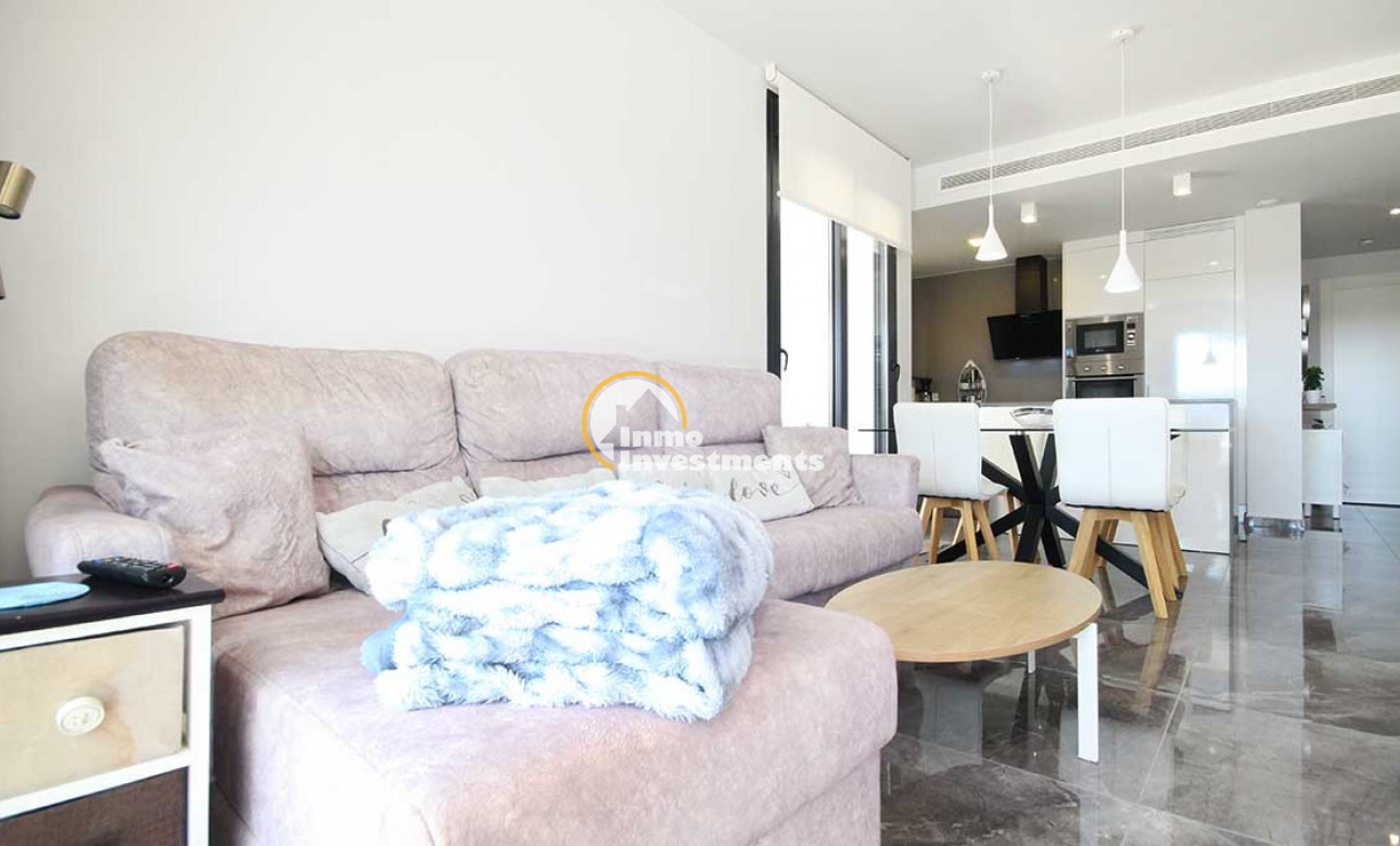 Resale - Apartment - Los Altos