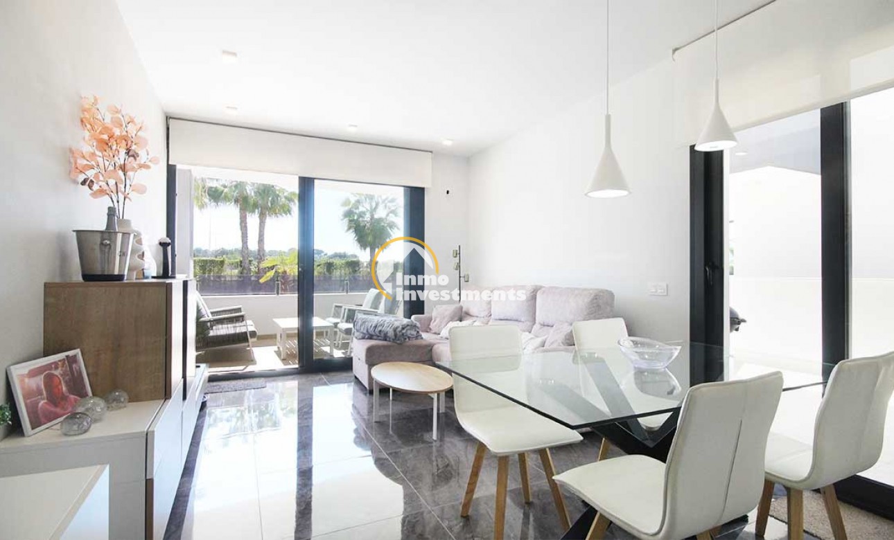 Resale - Apartment - Los Altos