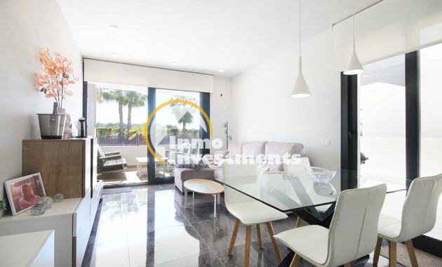 Resale - Apartment - Los Altos