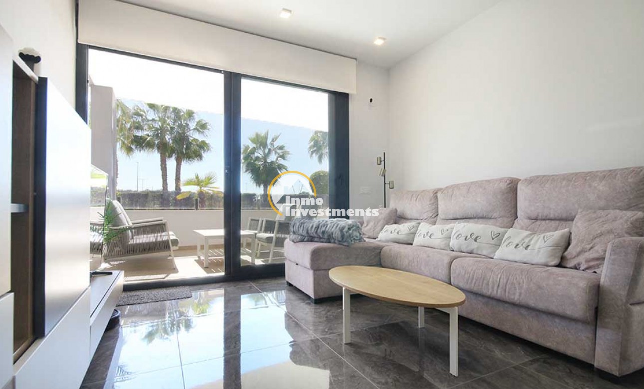 Resale - Apartment - Los Altos