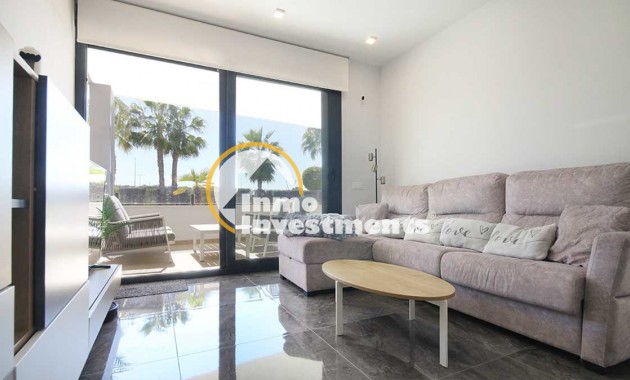 Resale - Apartment - Los Altos