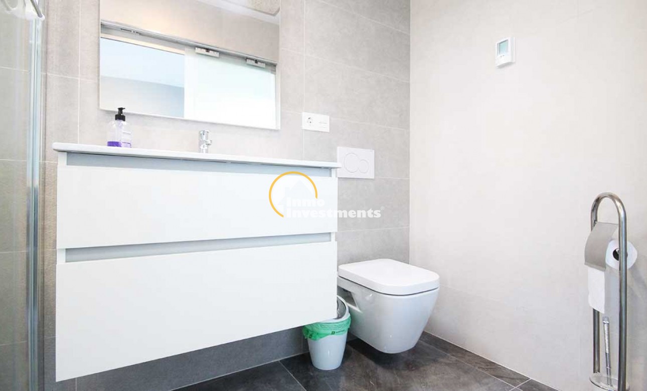 Resale - Apartment - Los Altos