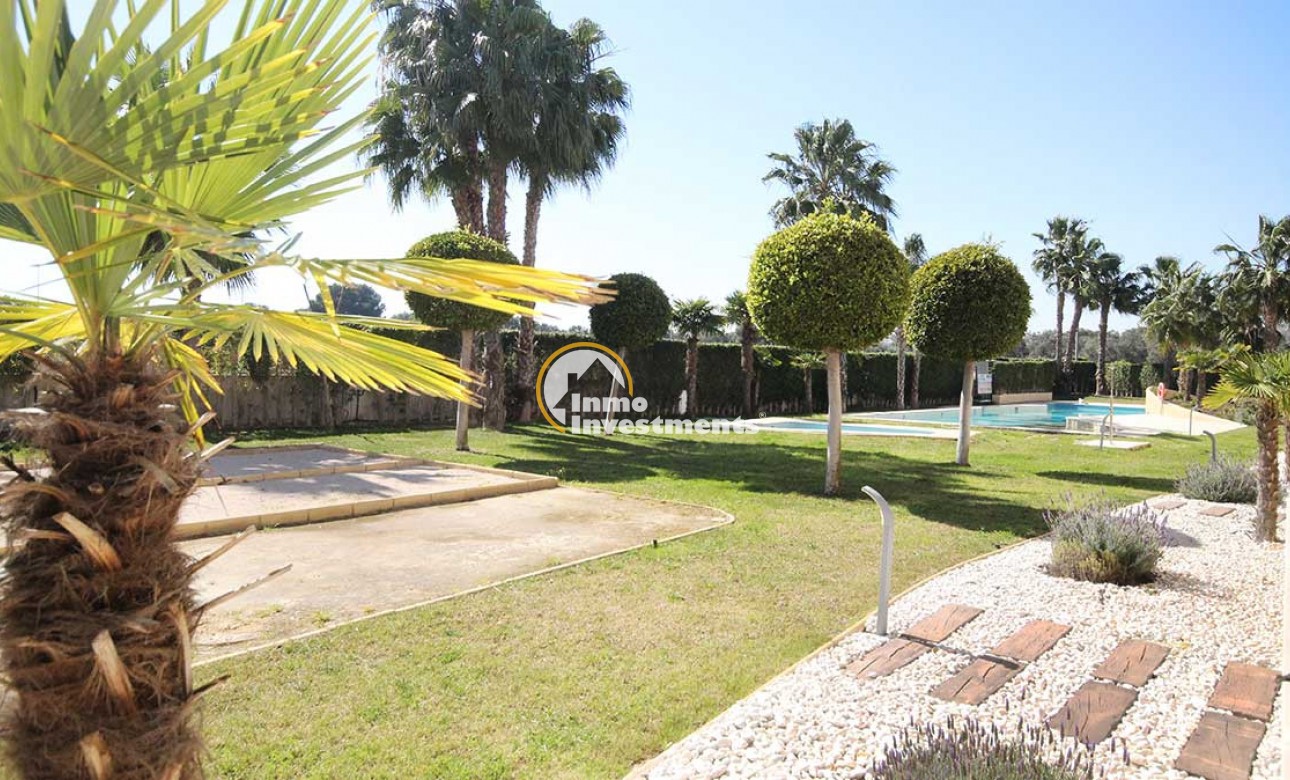 Resale - Apartment - Los Altos