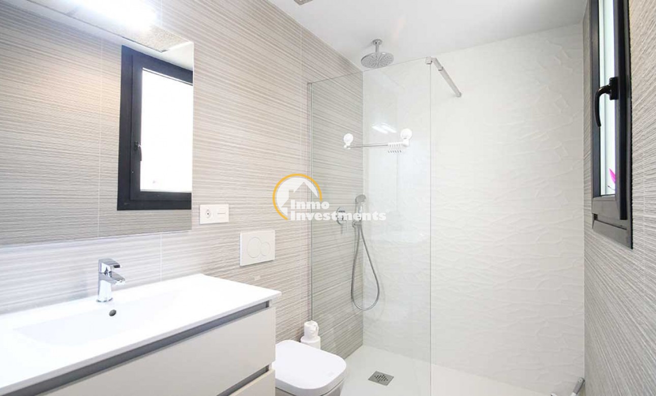 Resale - Apartment - Los Altos