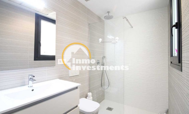 Resale - Apartment - Los Altos