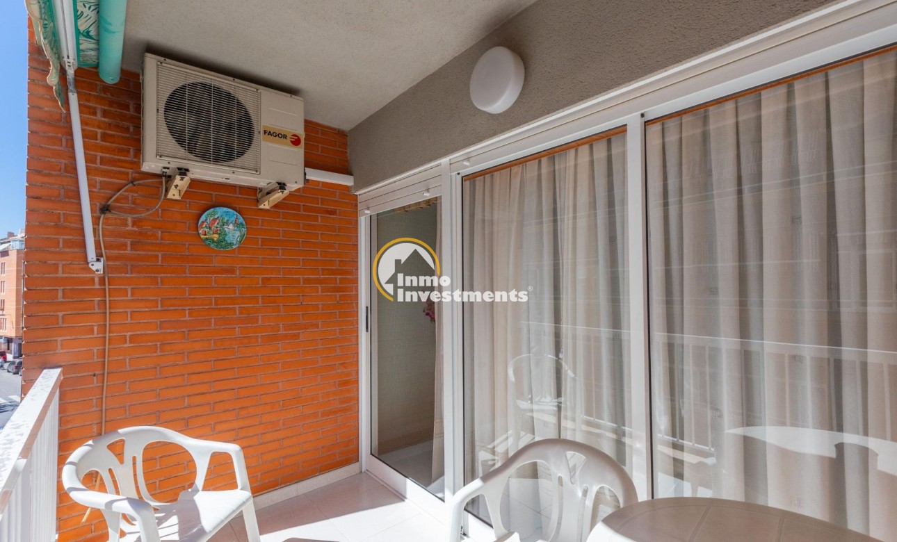 Resale - Apartment - Torrevieja - Playa del Cura