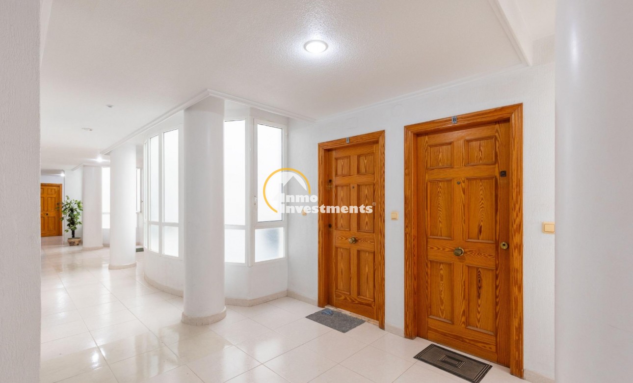 Resale - Apartment - Torrevieja - Playa del Cura