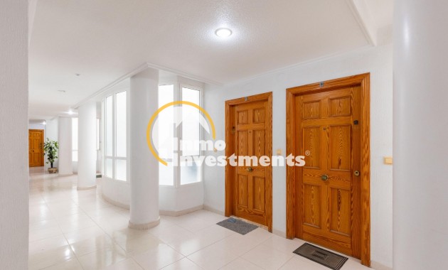 Resale - Apartment - Torrevieja - Playa del Cura