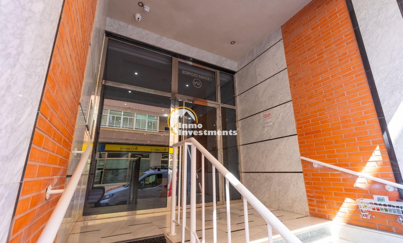 Resale - Apartment - Torrevieja - Playa del Cura