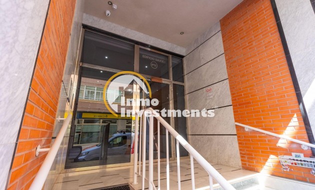 Resale - Apartment - Torrevieja - Playa del Cura