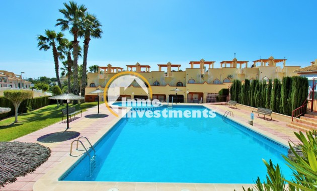 Gebrauchtimmobilien - Reihenhaus - Villamartin