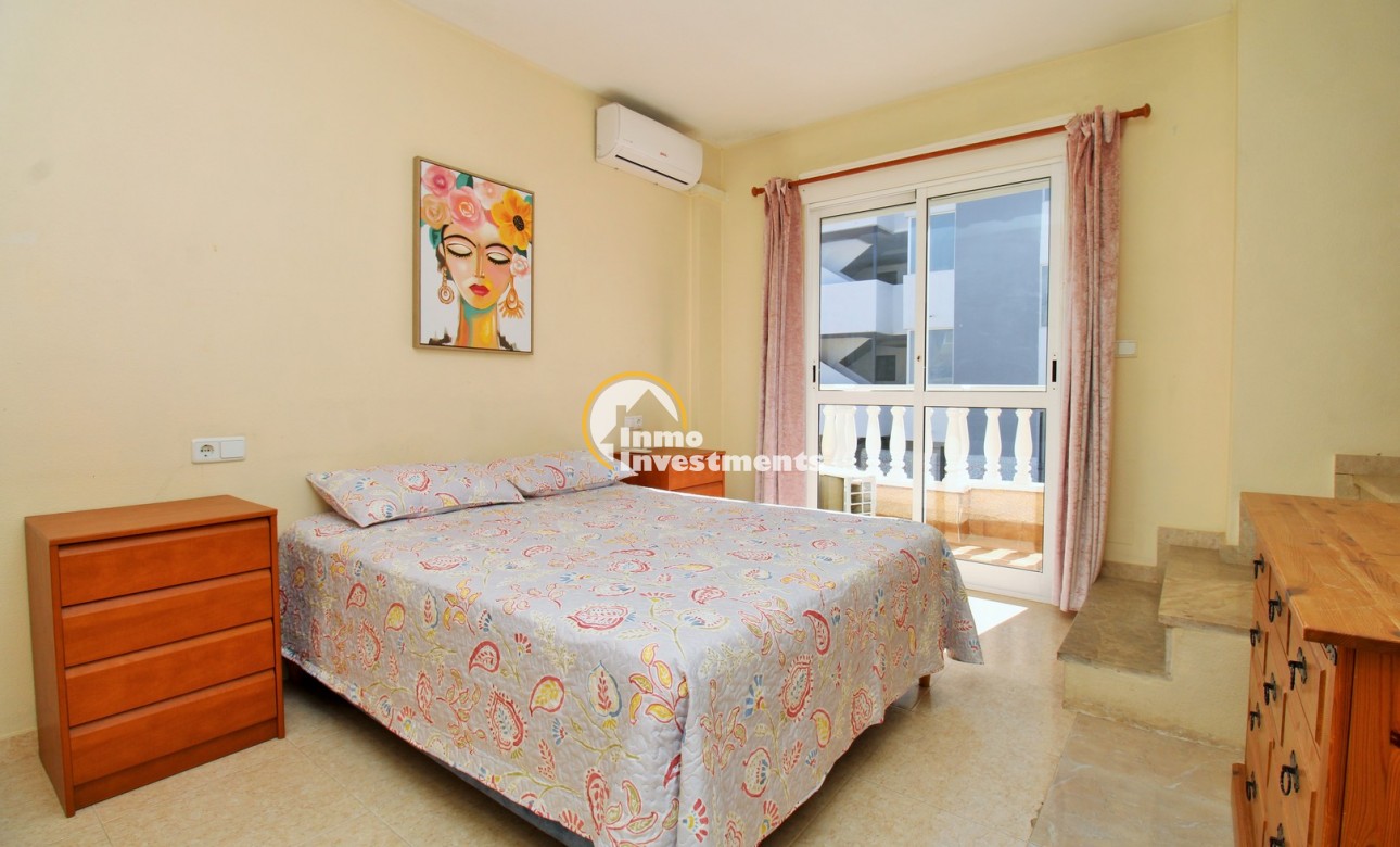 Gebrauchtimmobilien - Reihenhaus - Villamartin