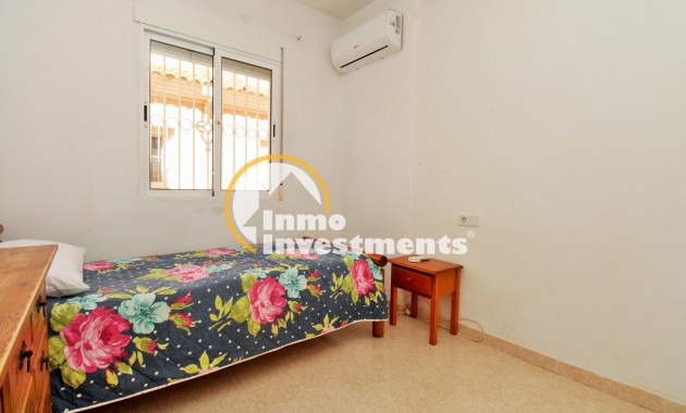 Gebrauchtimmobilien - Reihenhaus - Villamartin