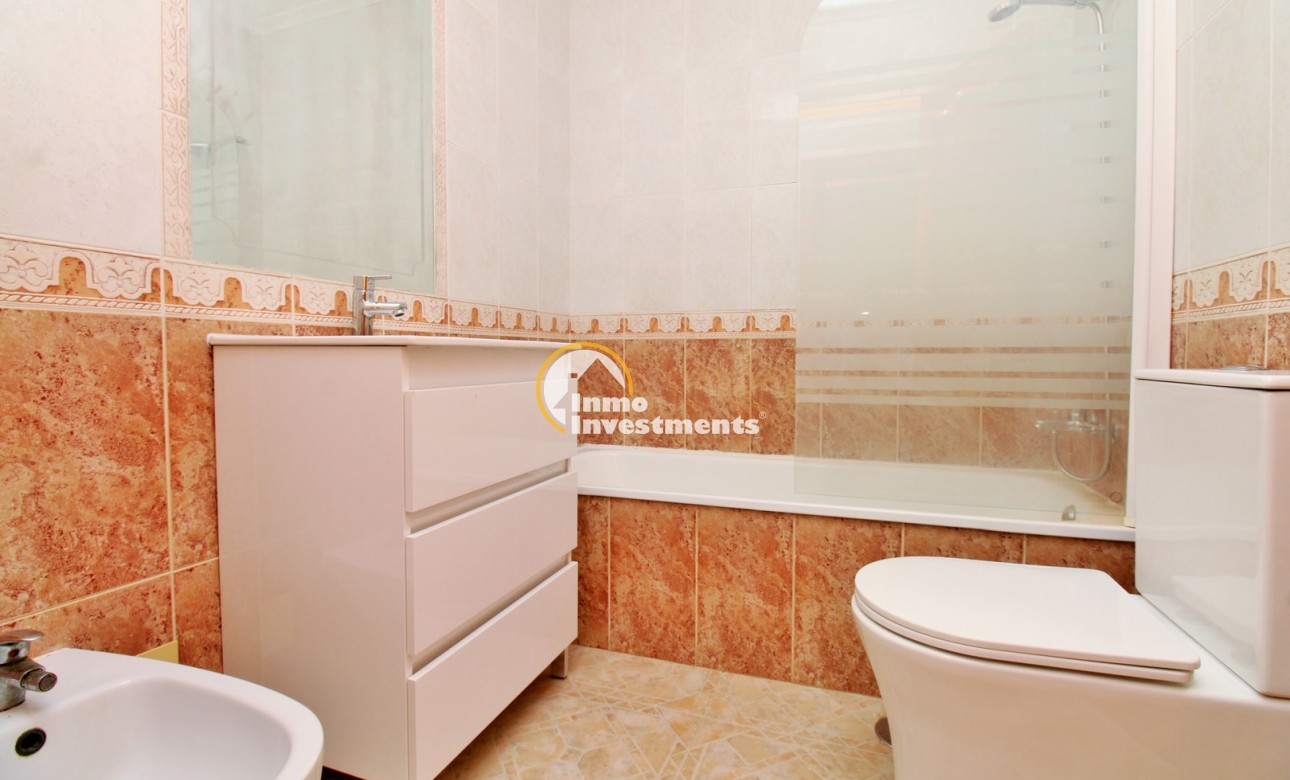 Resale - Town house - Playa Flamenca