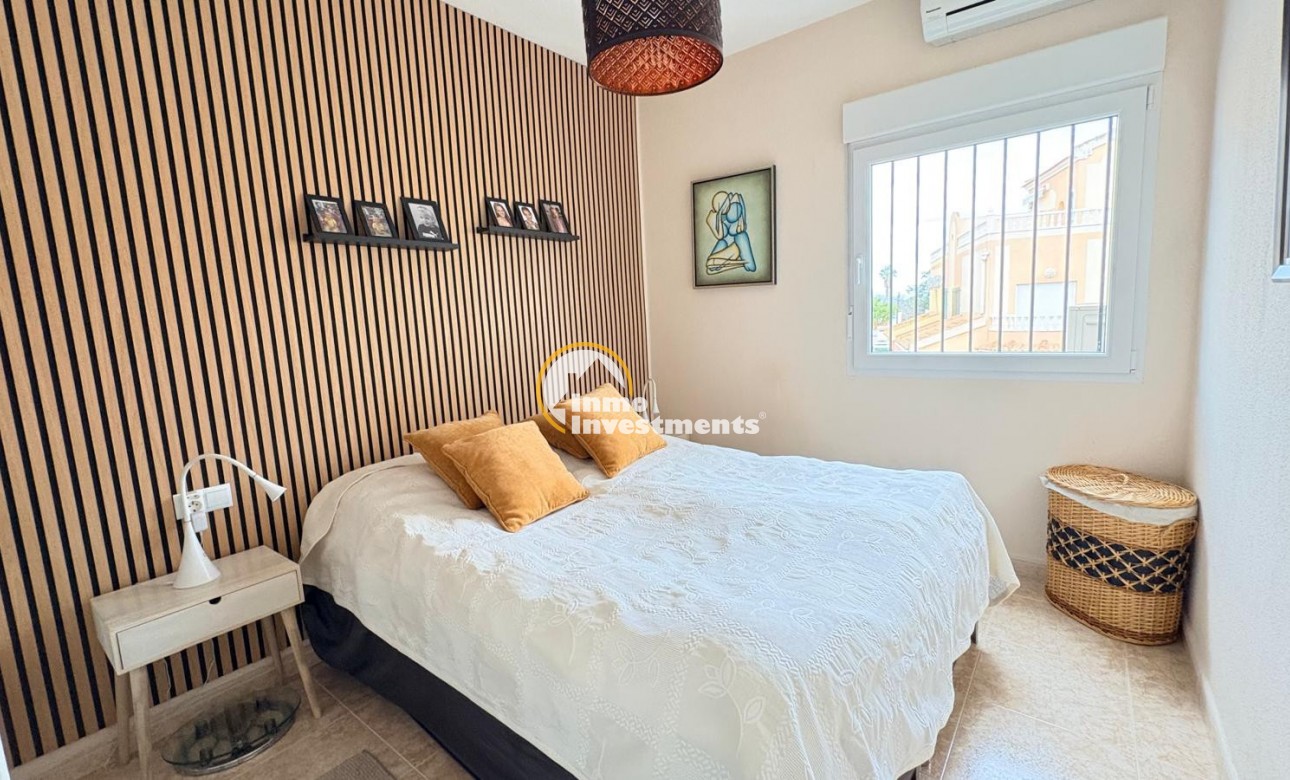 Resale - Apartment - Cabo Roig - Lomas de Cabo Roig