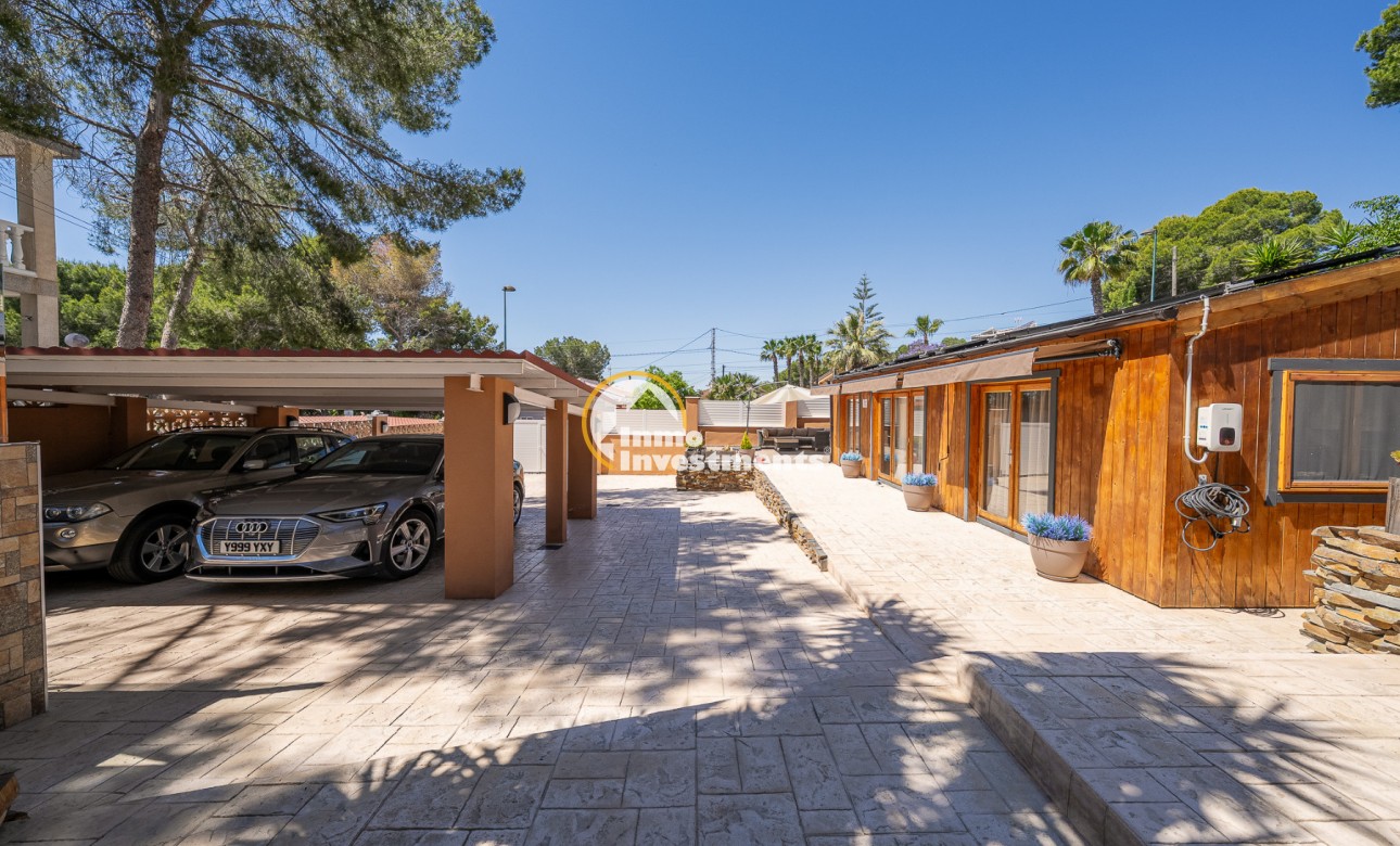 Bestaande bouw - Villa - Pinar de Campoverde