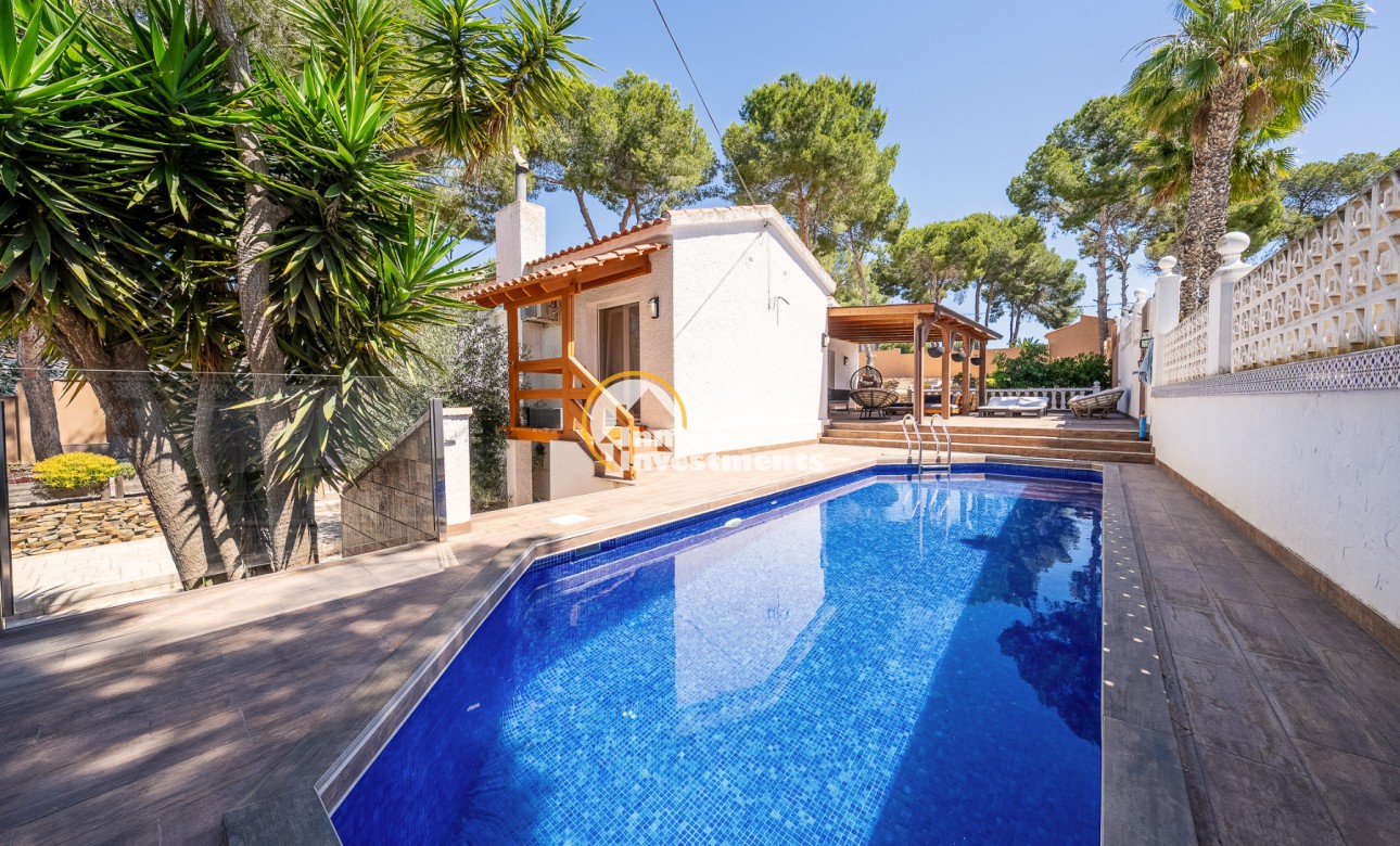 Bestaande bouw - Villa - Pinar de Campoverde