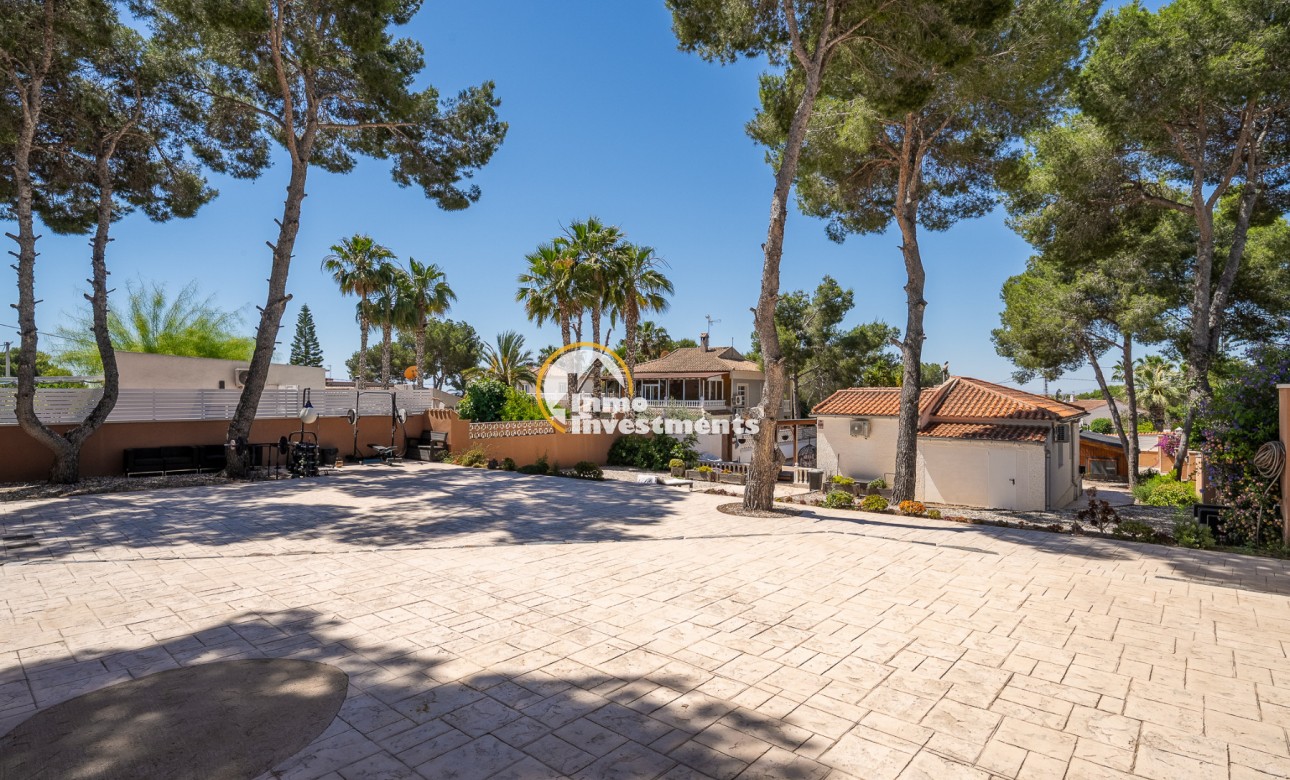 Bestaande bouw - Villa - Pinar de Campoverde