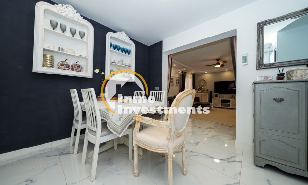 Bestaande bouw - Villa - Pinar de Campoverde