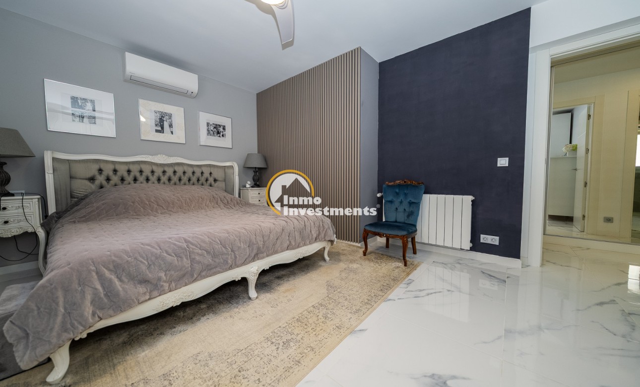 Bestaande bouw - Villa - Pinar de Campoverde