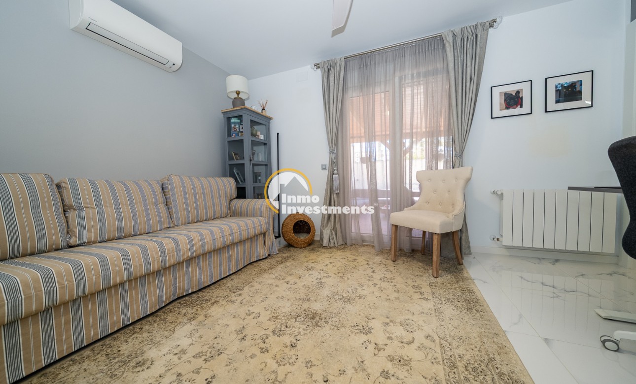 Bestaande bouw - Villa - Pinar de Campoverde