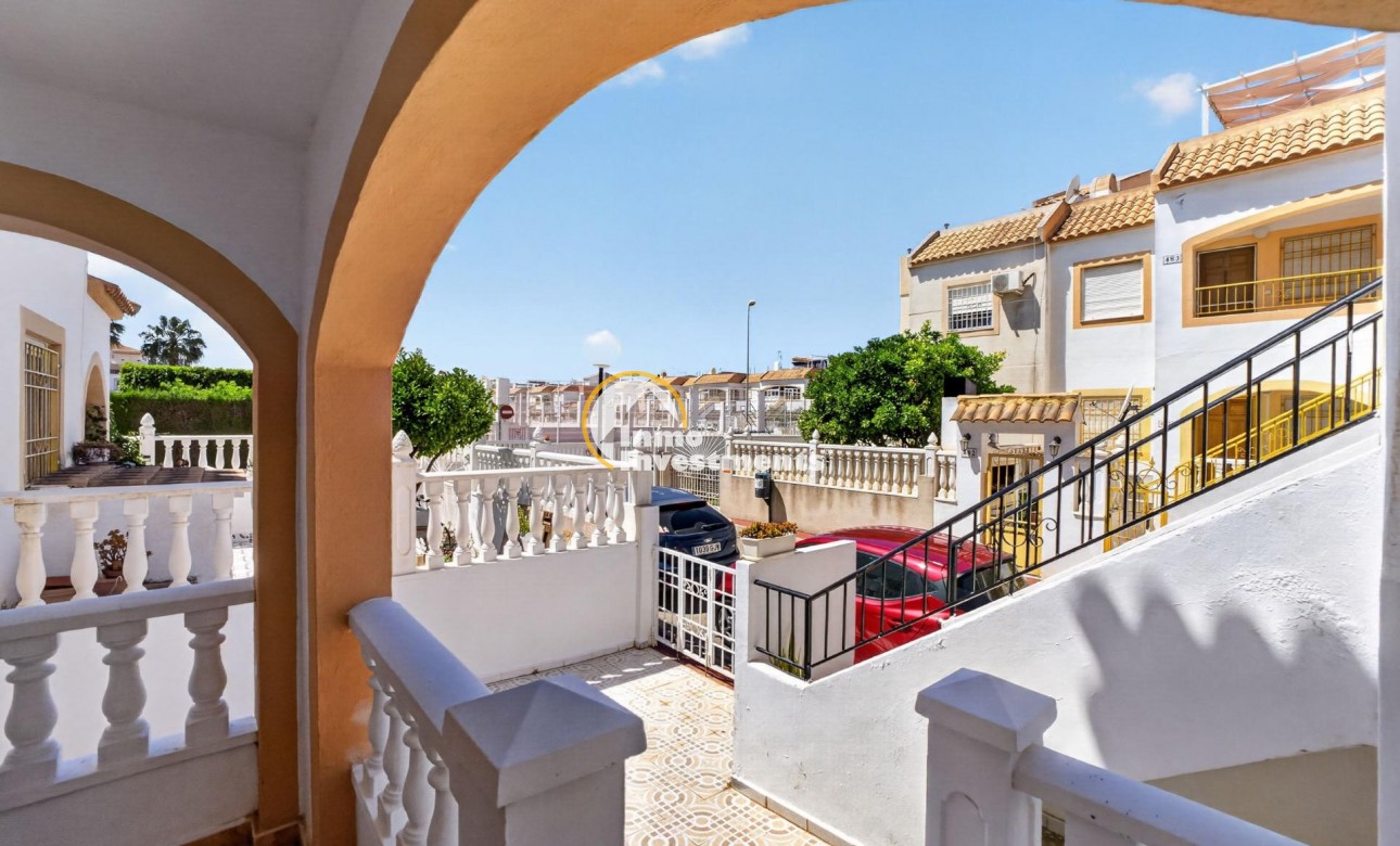 Till salu - Bungalow - Torrevieja - El Limonar