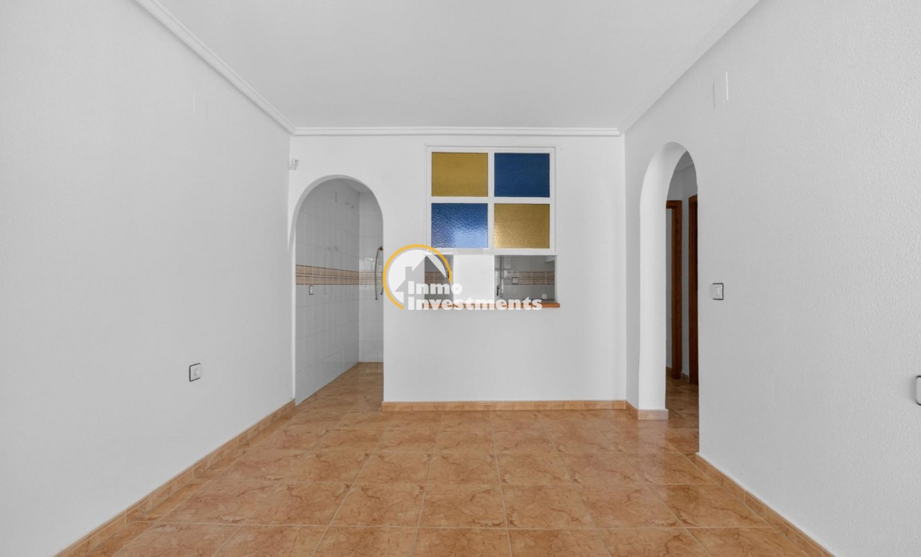 Till salu - Bungalow - Torrevieja - El Limonar