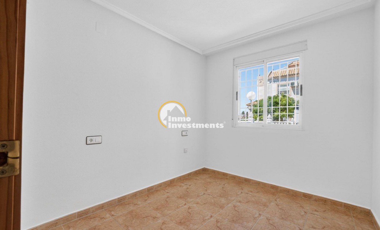 Till salu - Bungalow - Torrevieja - El Limonar