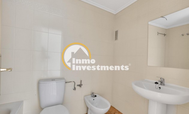 Till salu - Bungalow - Torrevieja - El Limonar