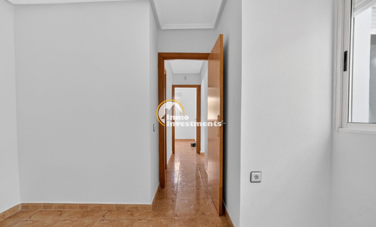 Till salu - Bungalow - Torrevieja - El Limonar