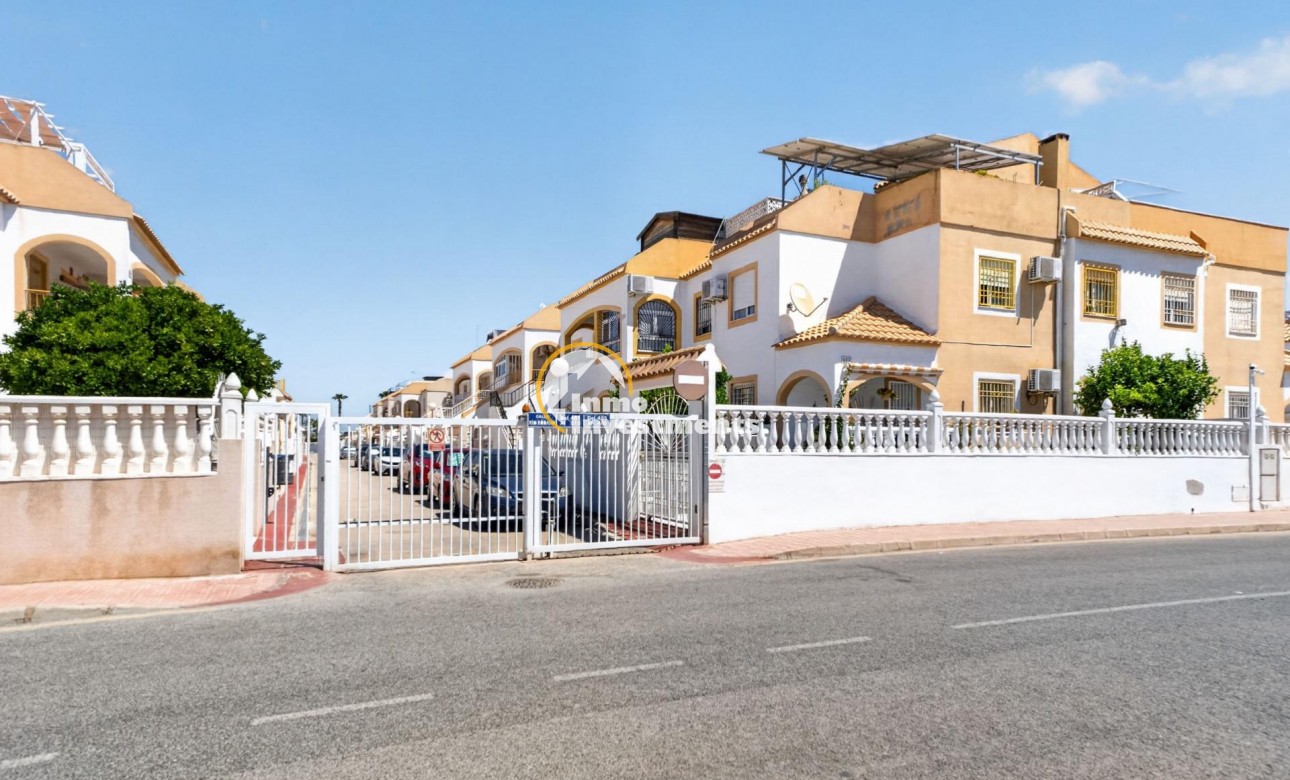 Till salu - Bungalow - Torrevieja - El Limonar