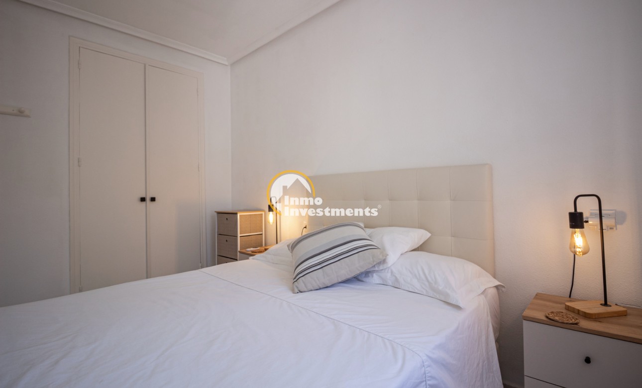 Resale - Apartment - La Mata