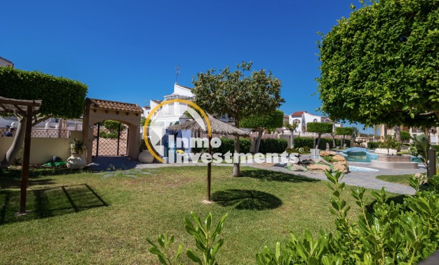 Resale - Apartment - La Mata