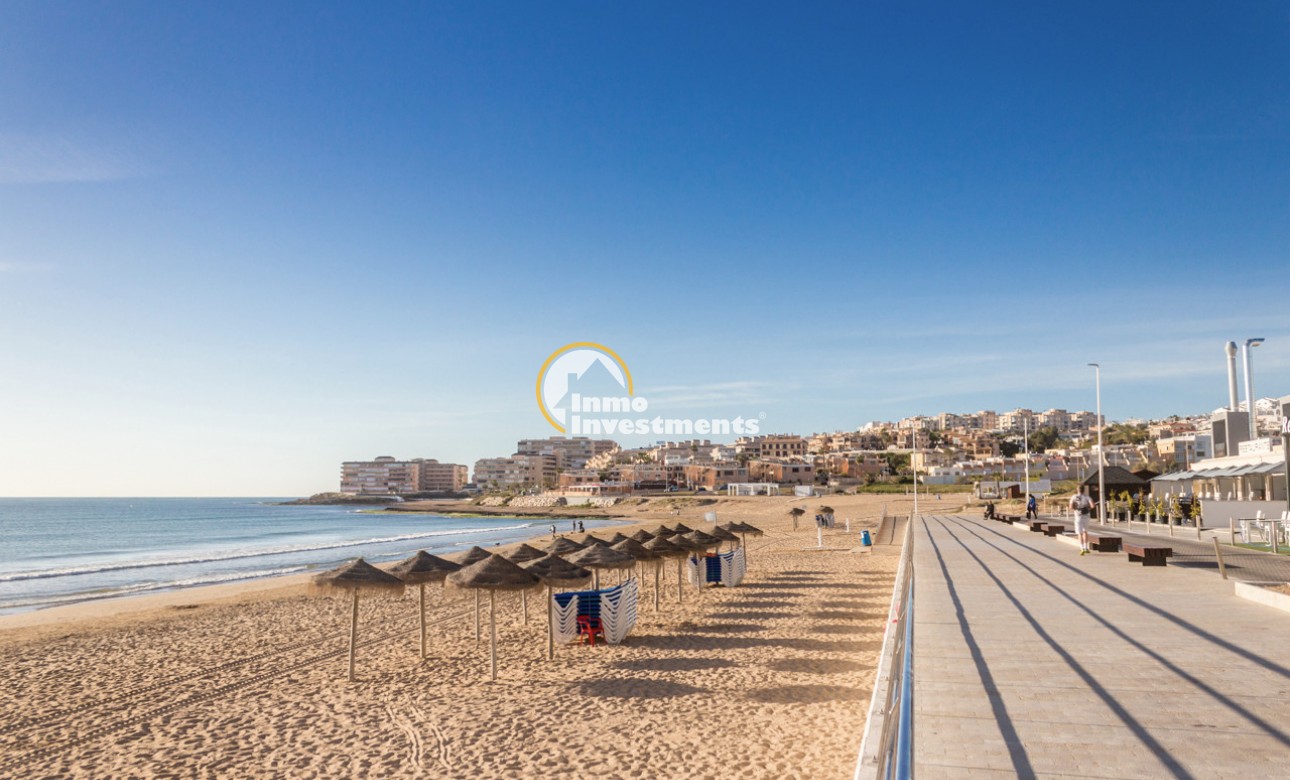 Resale - Apartment - La Mata