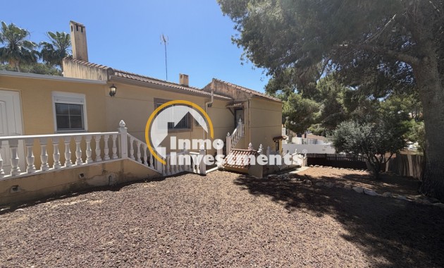 Resale - Villa - Los Balcones