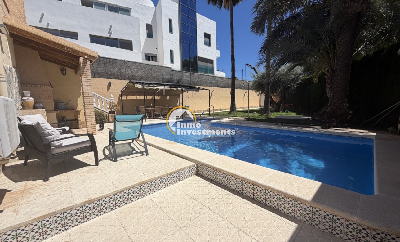 Resale - Villa - Los Balcones