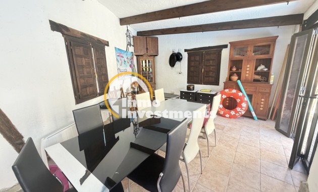 Resale - Villa - Los Balcones