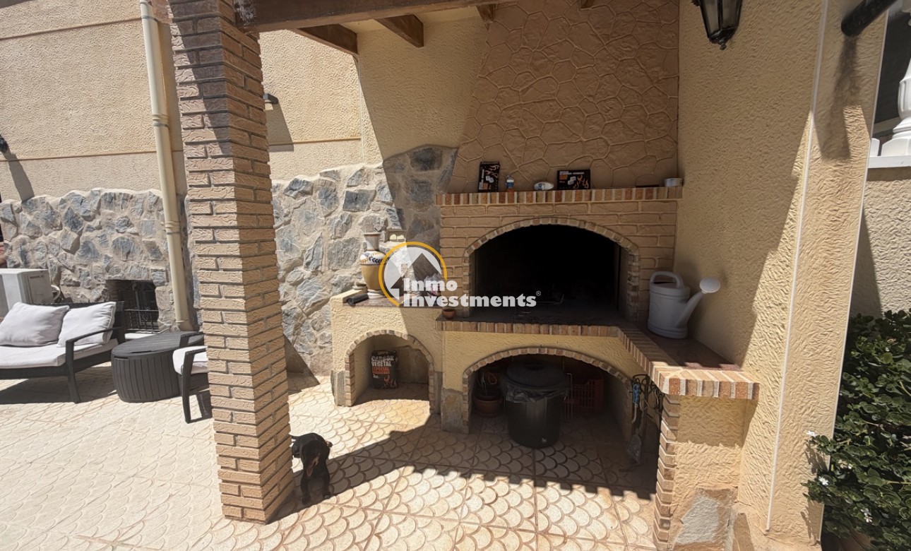 Resale - Villa - Los Balcones
