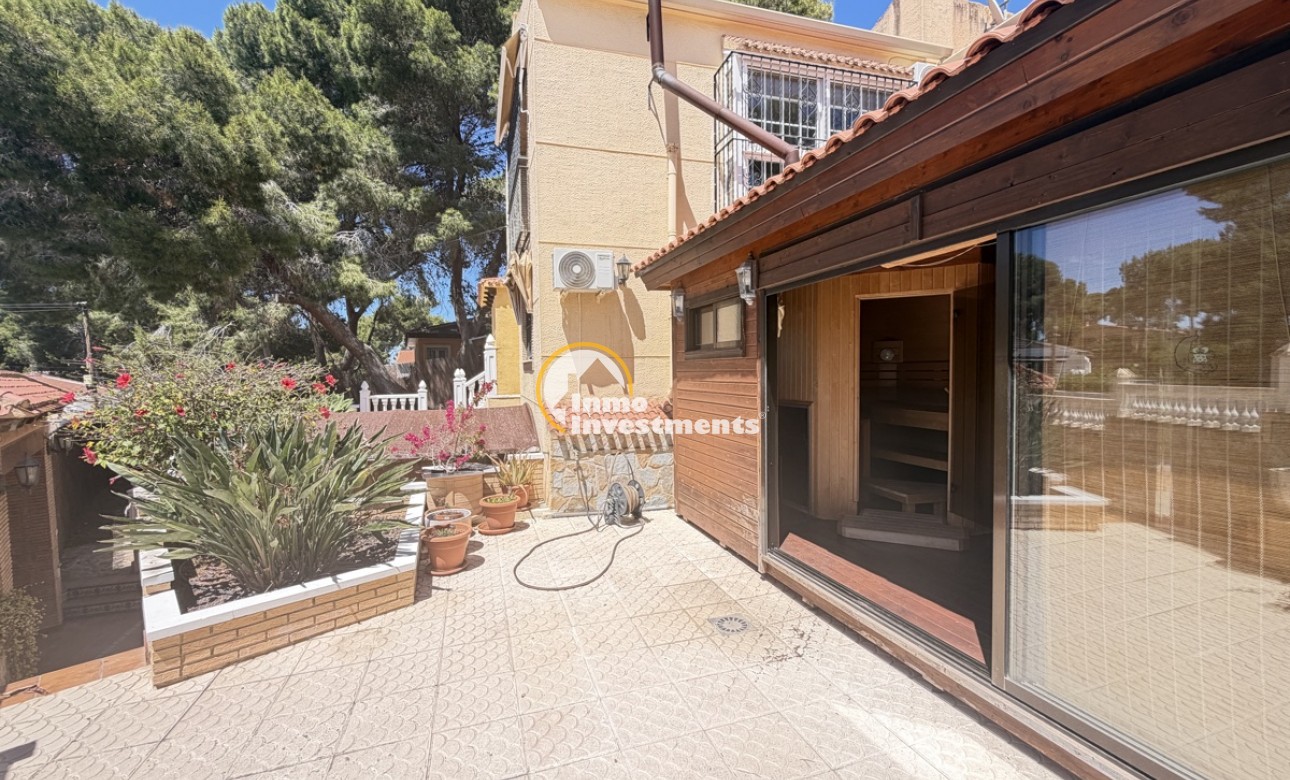 Resale - Villa - Los Balcones