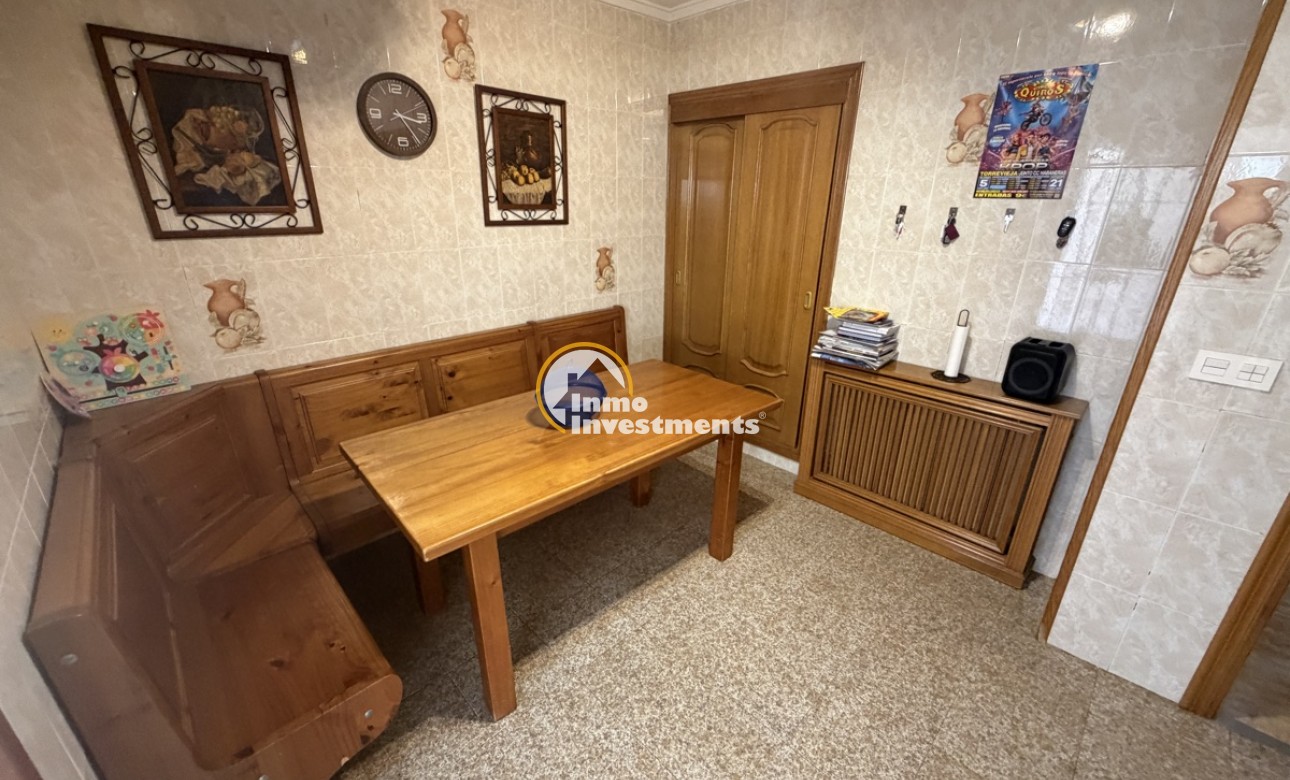Resale - Villa - Los Balcones